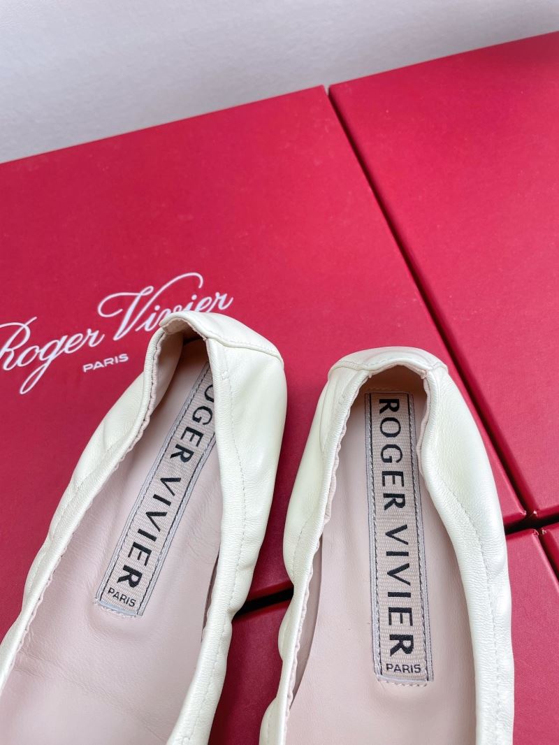 Roger Vivier flat shoes